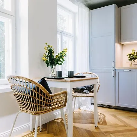 Lenderi Luxury * Tallinn